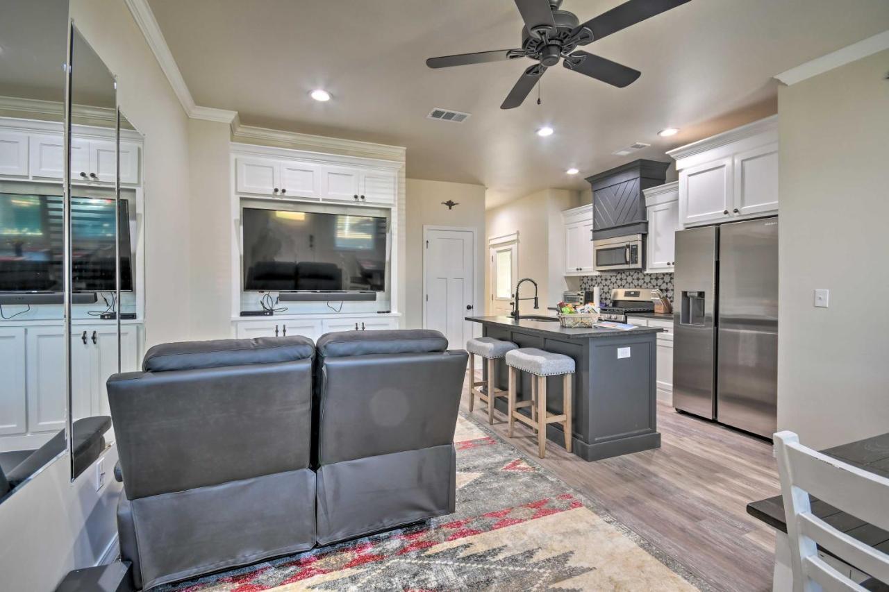 Bright Amarillo Townhome Near Parks And Town! Luaran gambar