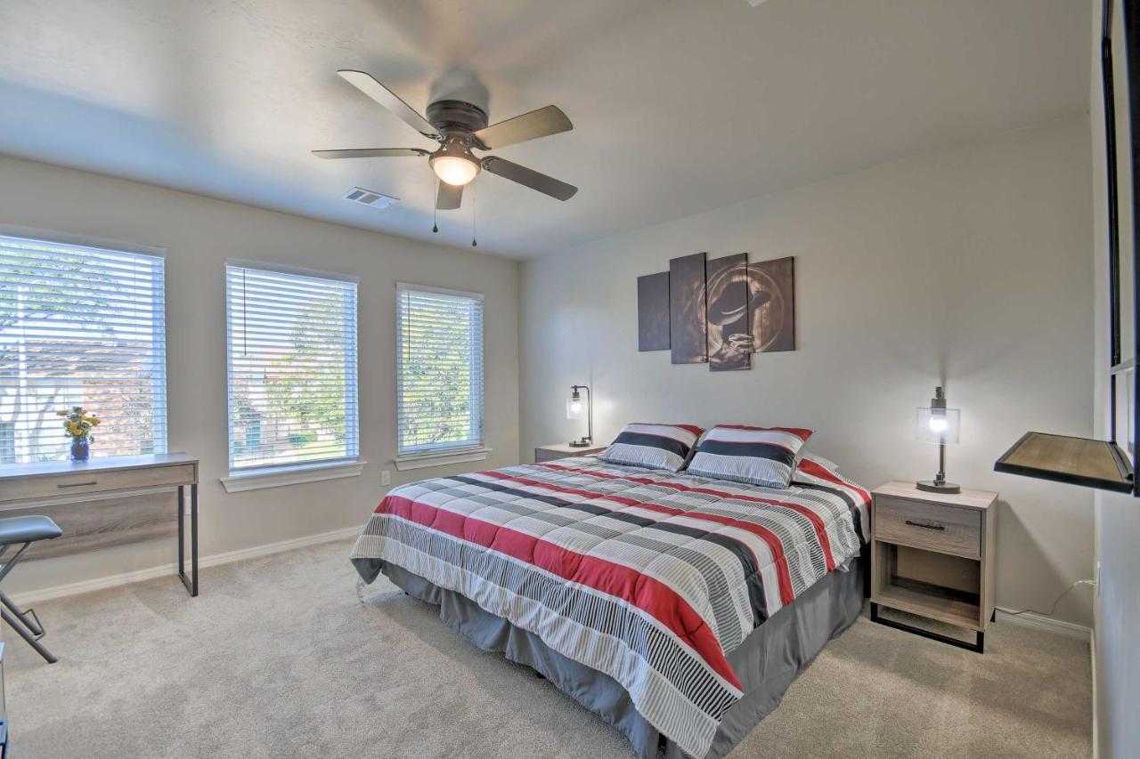 Bright Amarillo Townhome Near Parks And Town! Luaran gambar