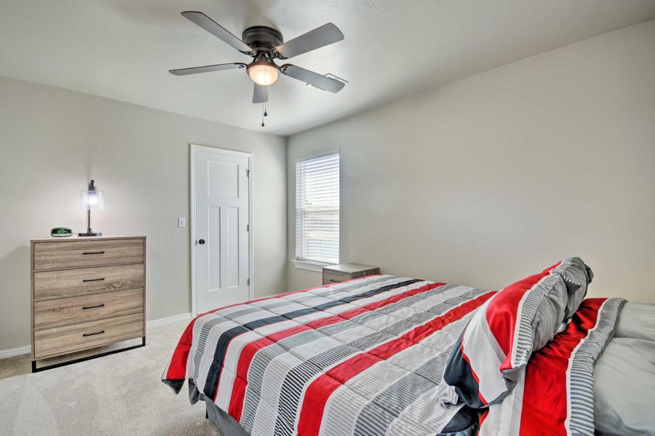 Bright Amarillo Townhome Near Parks And Town! Luaran gambar